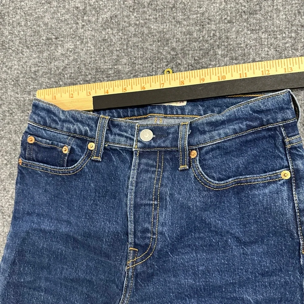 Levi's Shorts Womens Size 26 Blue Wedgie Straight Raw Hem Denim High Rise Casual